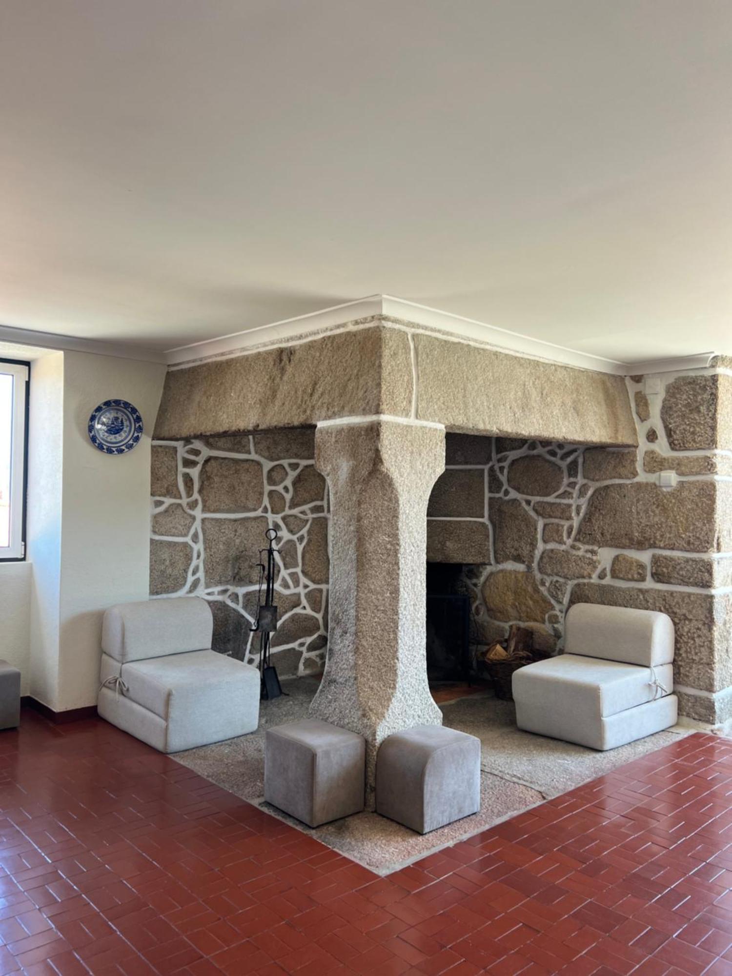 Casa De Lagarinhos Jacuzzi Spa Jogos Gym - Serra Da Estrela - Seia - Gouveia Gouveia  Exteriör bild